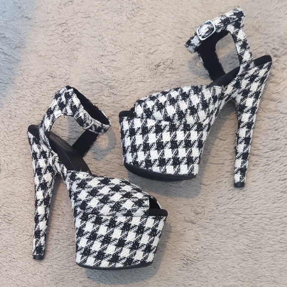 Hella Heels Houndstooth Black & White Special Edition 7" Platform Heels - Picture 7 of 10